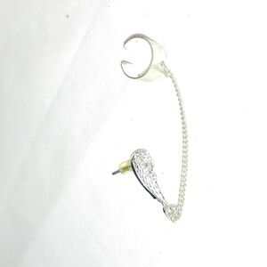 Angel wing pierced earring with attched cuff